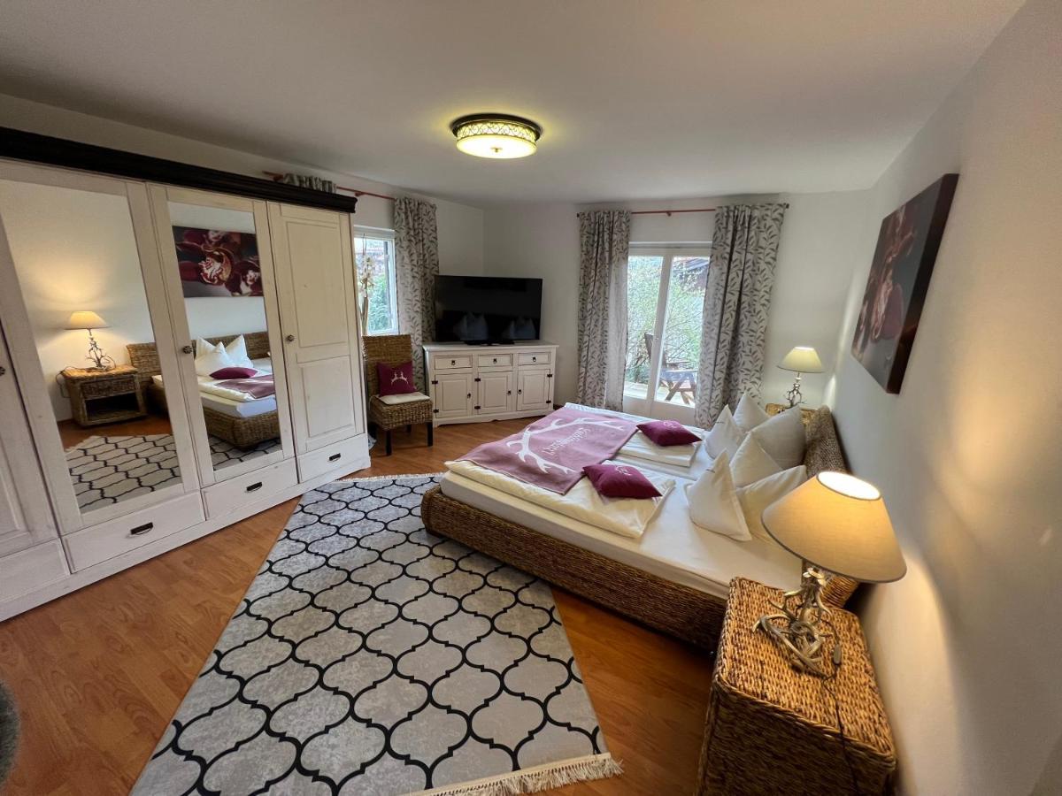 Alpen Suite Tegernsee - Grosse Sonnenterasse Und Idyllischer Garten Bad Wiessee Eksteriør billede